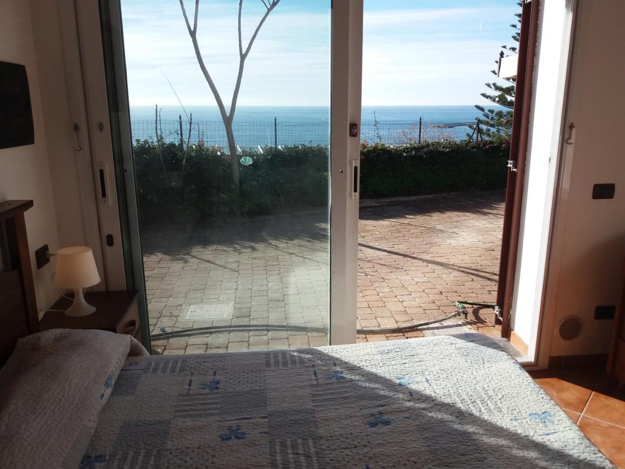 Villa Del Mare Ligure Terme & Spa Piscina A 37 Gradi سانتو ستيفانو أل ماري المظهر الخارجي الصورة